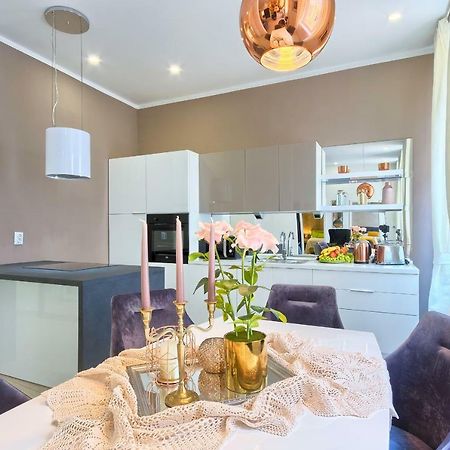 Hedone Luxury Apartment With Free Parking Пула Экстерьер фото