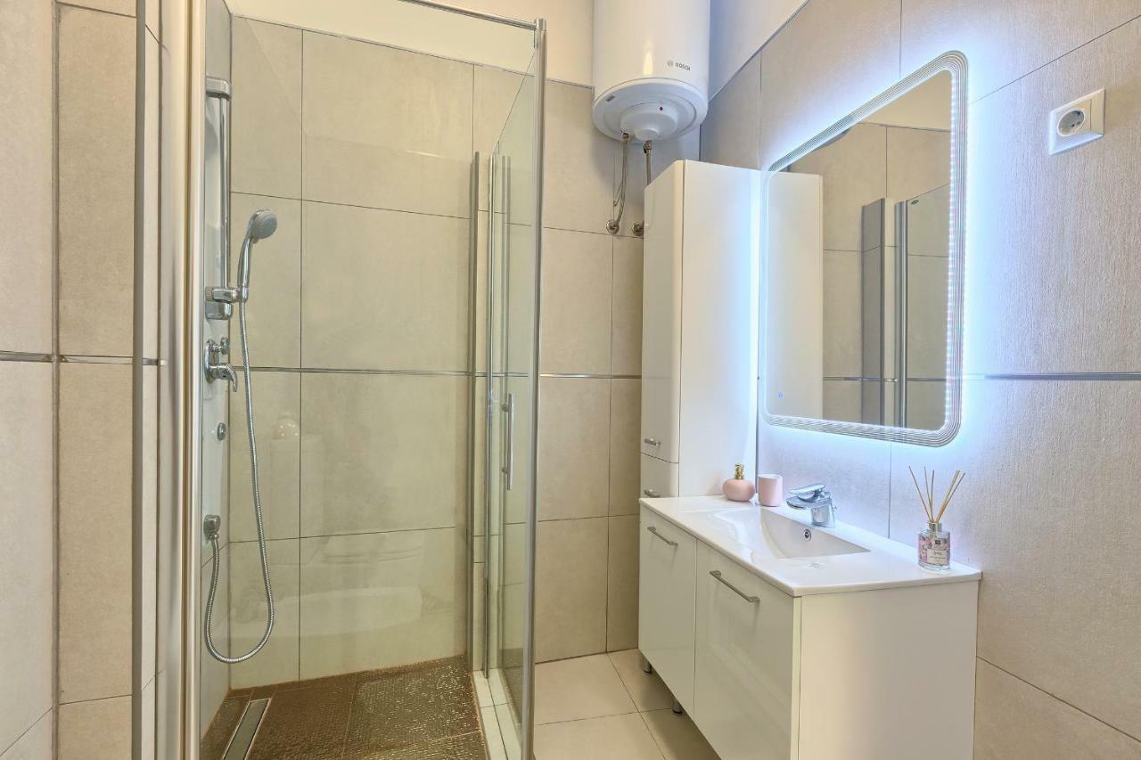 Hedone Luxury Apartment With Free Parking Пула Экстерьер фото