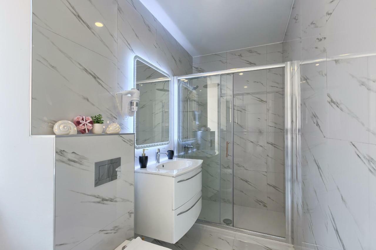 Hedone Luxury Apartment With Free Parking Пула Экстерьер фото